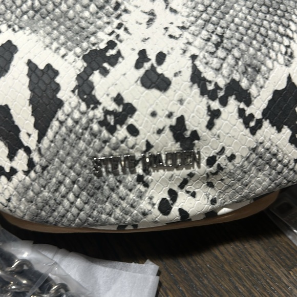 Steve Madden Natural Convertible Belt Bag. Brand New With Tags. - Picture 4 of 5